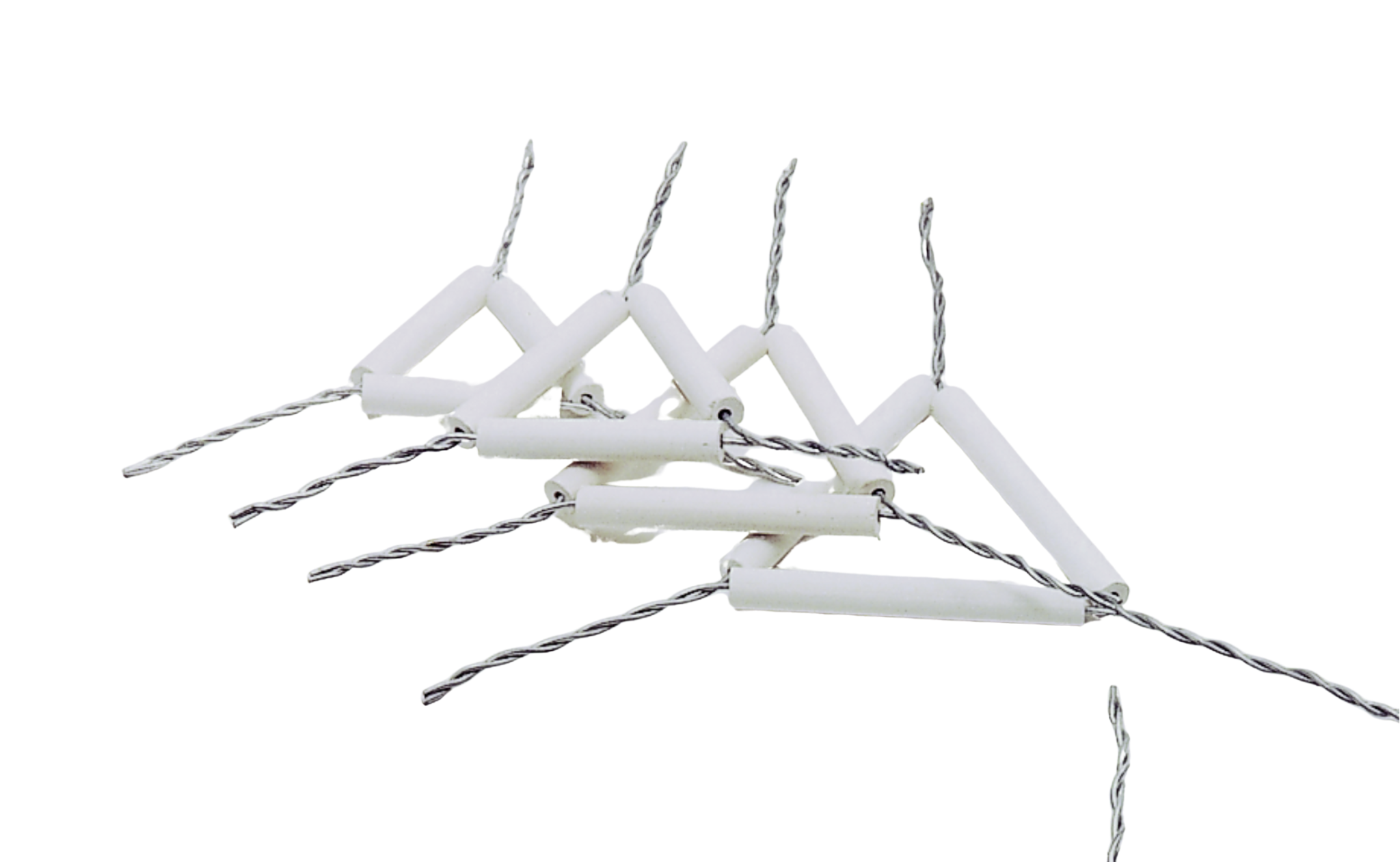 Triángulo De Acero Con Tubular En Tierra Refractaria